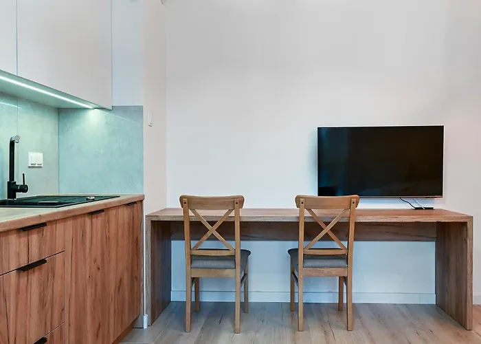 Stylish Studio. Free Parking.